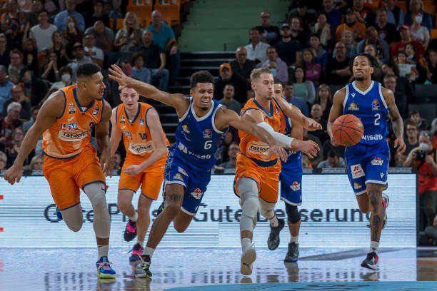 力成为场上 力成为场上