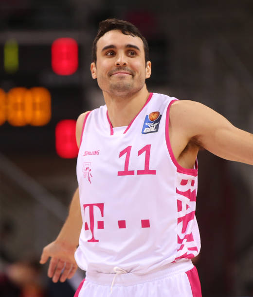 背后隐藏着 背后隐藏着